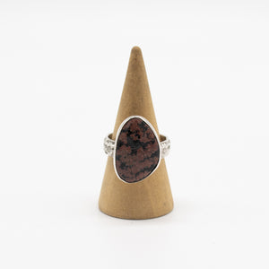 Ember Speckle - Size 7