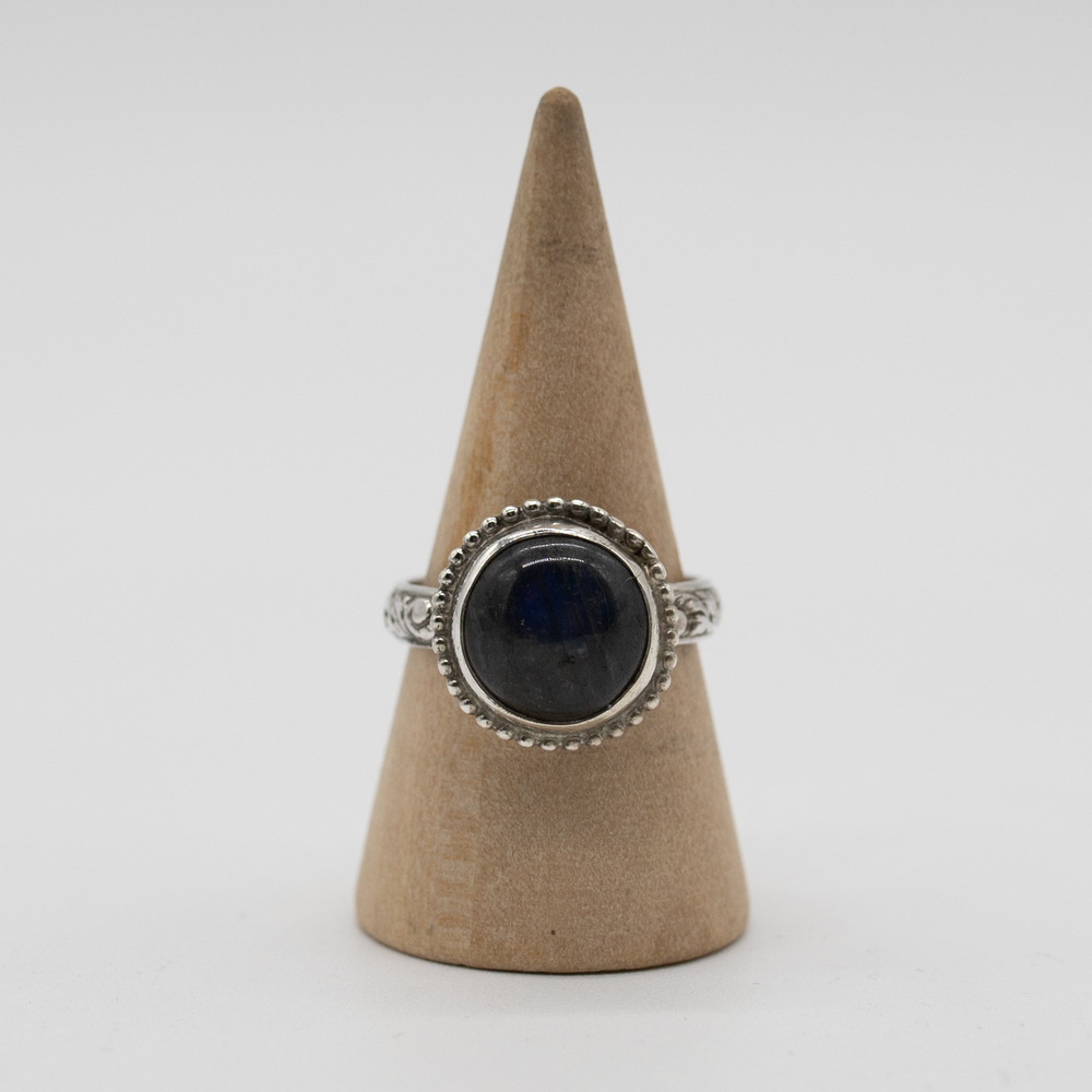 Midnight Crest — Size 7